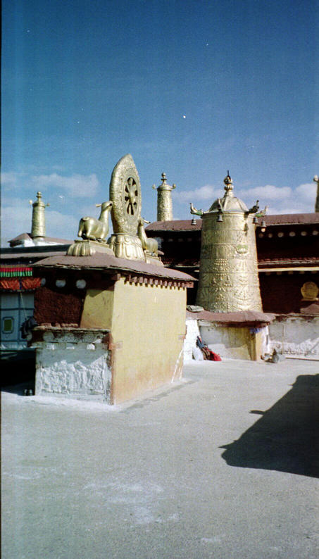 The roof of the Johkang Temple